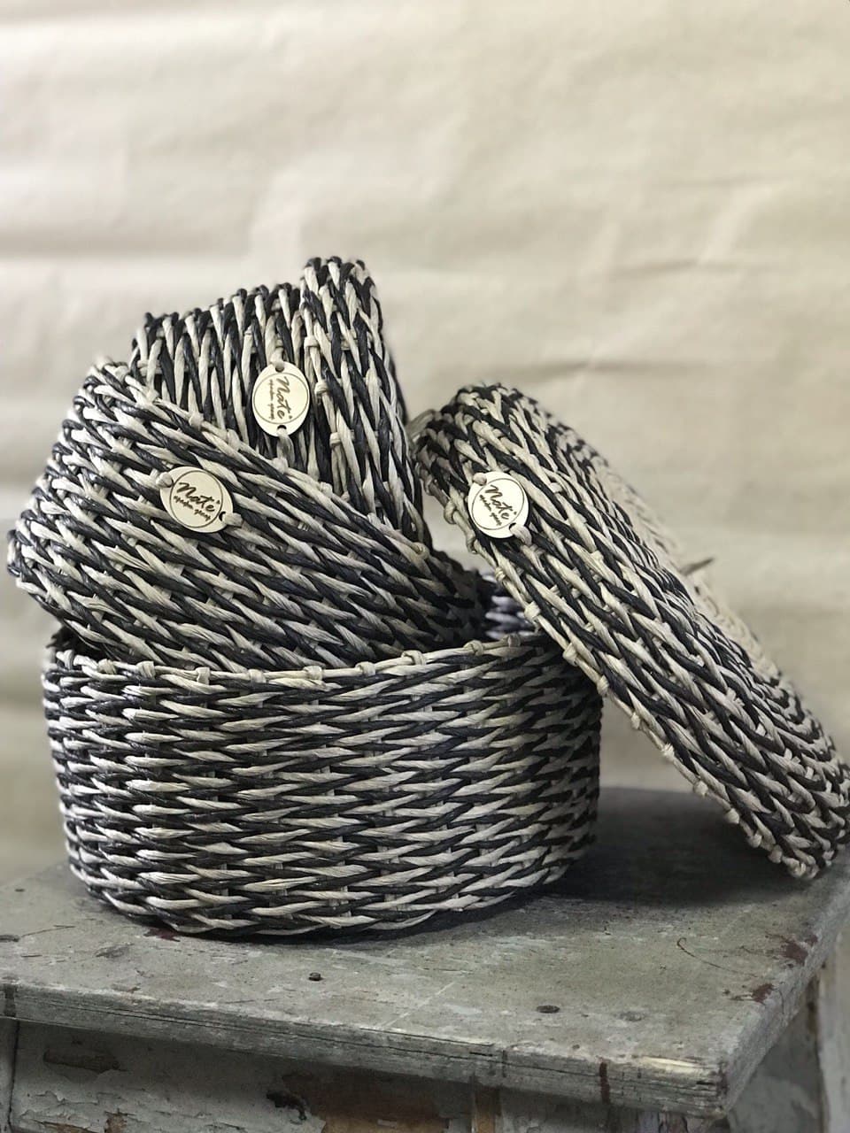 Wicker  round baskets "RONDO mini" with a lid.